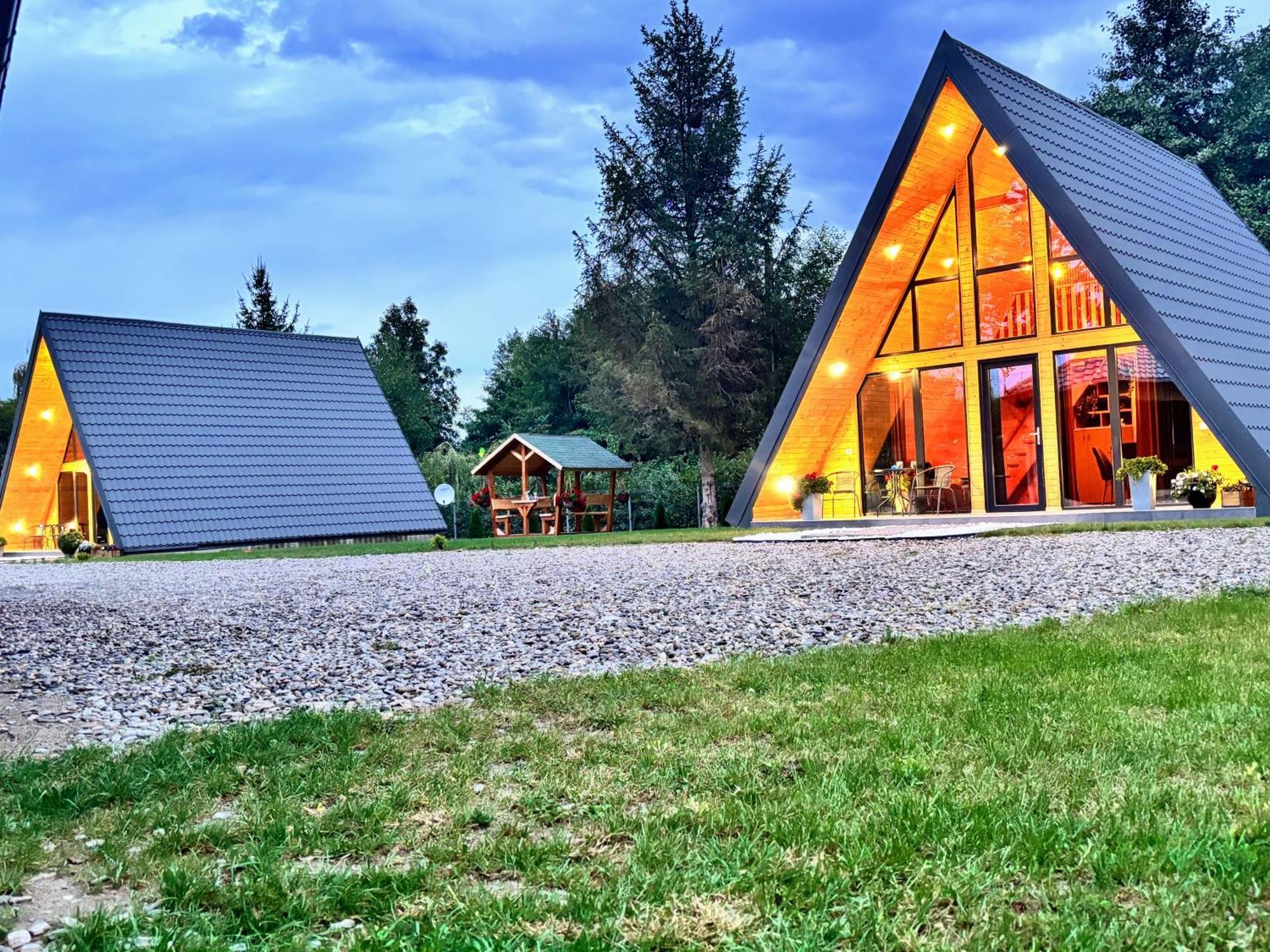 Povestea Din Munti Arpaşu de Sus Buitenkant foto